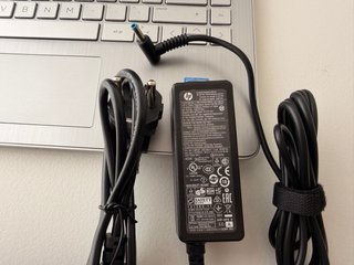 Portatil HP 14s-dq0009ns 8GB RAM SSD 64GB Win11