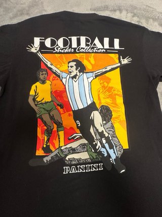 Camiseta Panini Football Sticker Collection.