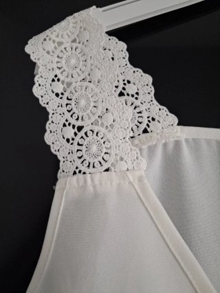 Top tirantes SHEIN blanco S/M encaje