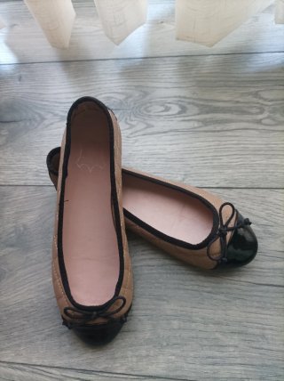 Manoletinas charol beige y negro