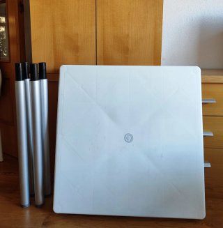 Mesa y 2 Sillas + Taburete