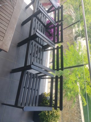 4 Sillas de Madera con Reposabrazos