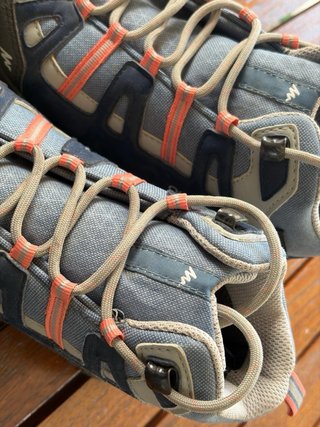 Botas de montaña Quechua Talla 36