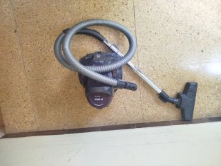 Aspirador Bosch Serie 2 sin bolsa