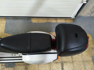Vespa PX-200 Scooter Blanca 4 MARCHAS