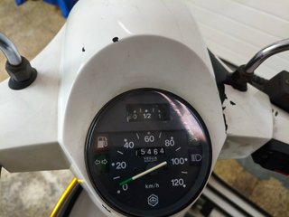 Vespa PX-200 Scooter Blanca 4 MARCHAS