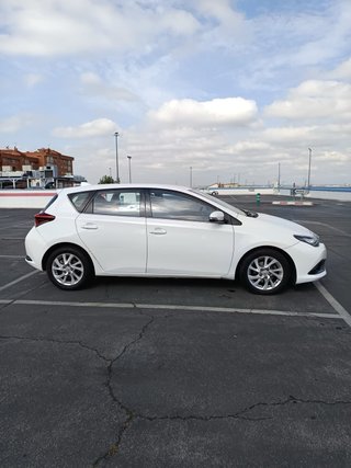 Toyota Auris 2017