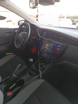 Toyota Auris 2017