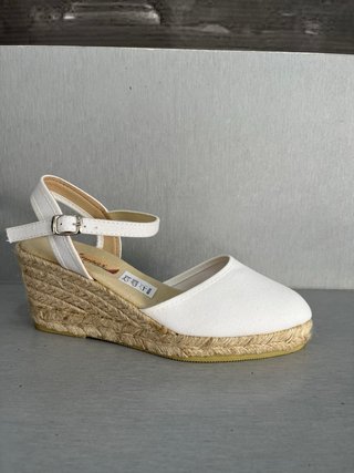 Sandalias cuña 7 cm nuevas blancas talla 37