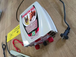 Pastor Eléctrico 230V Impacto Red ZAR