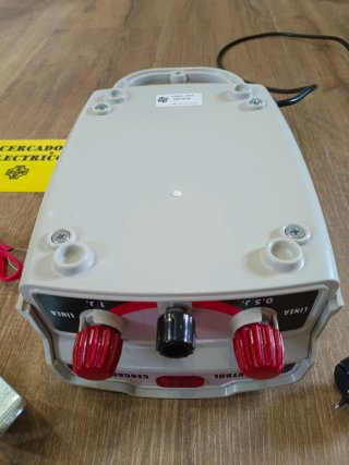 Pastor Eléctrico 230V Impacto Red ZAR