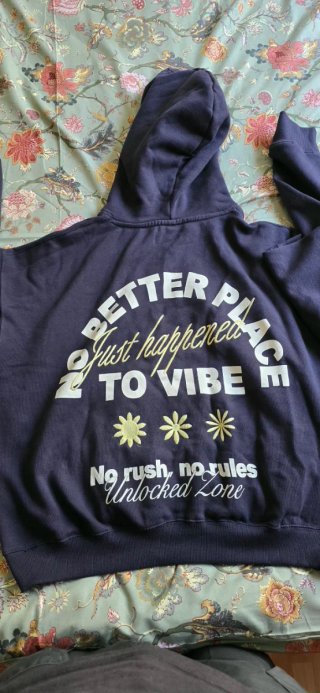 Sudadera Pull and Bear azul con estampado