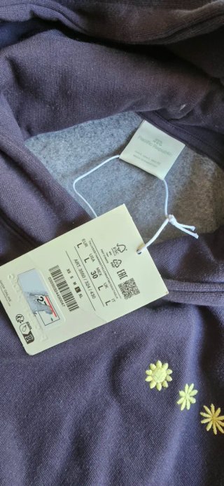 Sudadera Pull and Bear azul con estampado