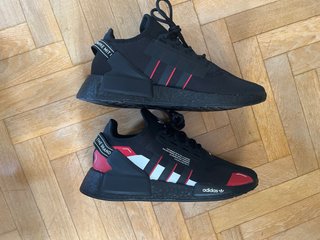 Zapatillas Adidas NMD R1 Negras y Rojas