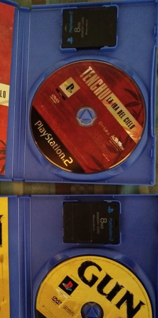 PlayStation 2 + EyeToy + 17 juegos + 2 memory card
