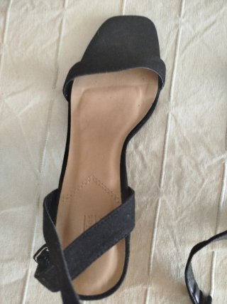 Sandalias de tacón negras