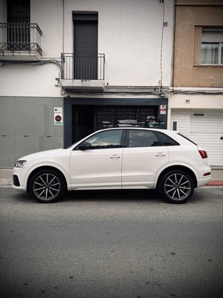 Audi Q3 Stronic Quattro Black Line