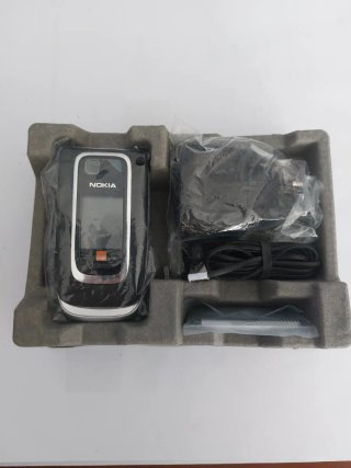Teléfono Móvil Nokia 6131