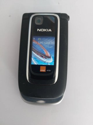 Teléfono Móvil Nokia 6131