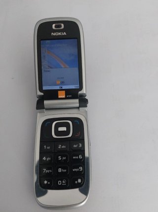 Teléfono Móvil Nokia 6131