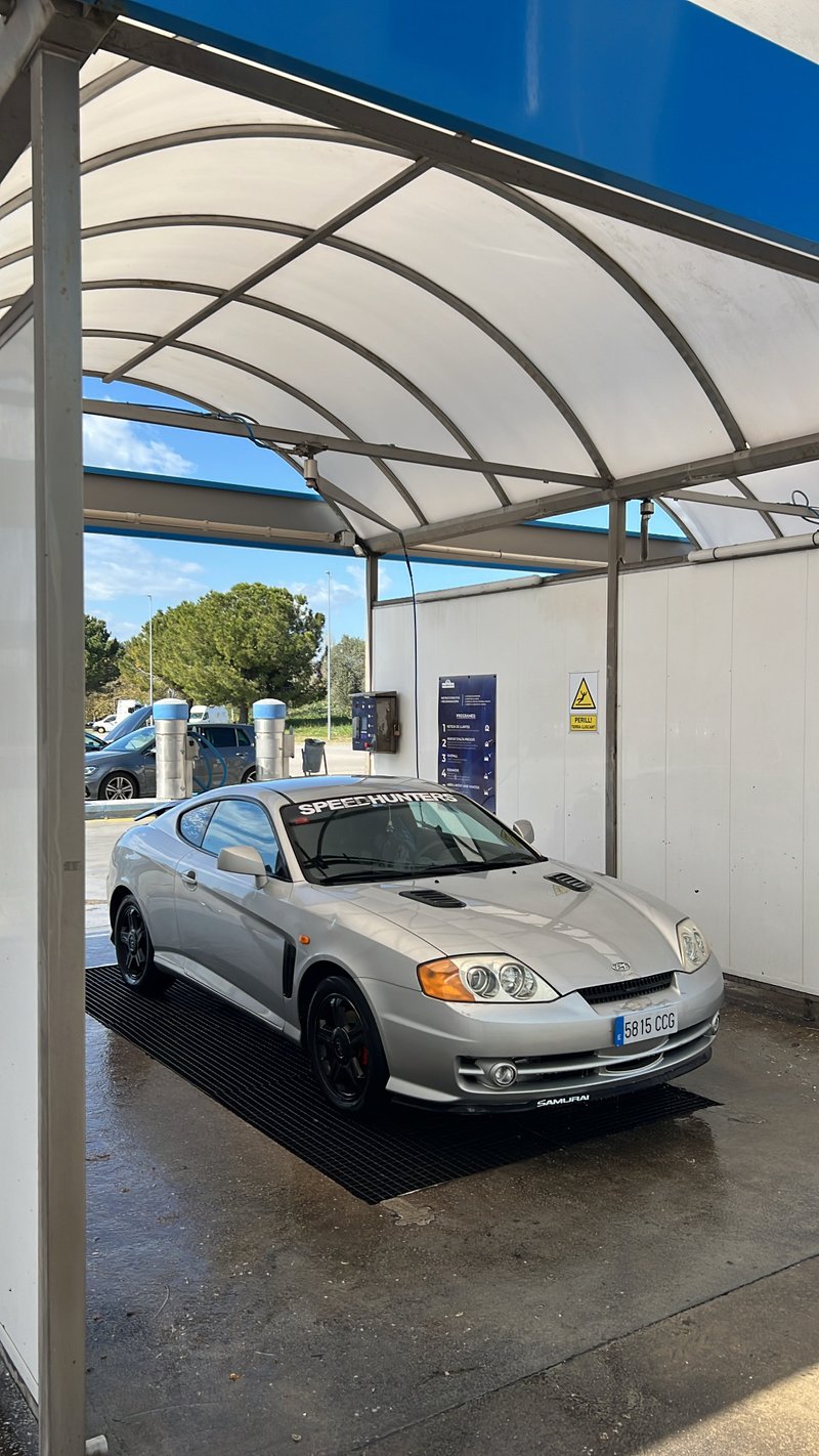 Hyundai Coupe 2002 - foto 1