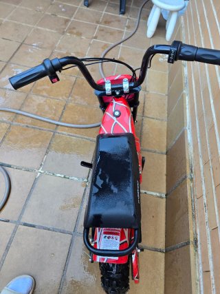 Moto Eléctrica Infantil Roja y Negra