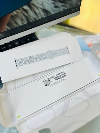 Apple Watch Series 11 46mm Cell Nuevo
