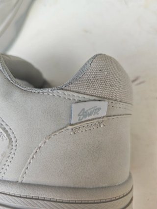 Zapatillas deportivas grises