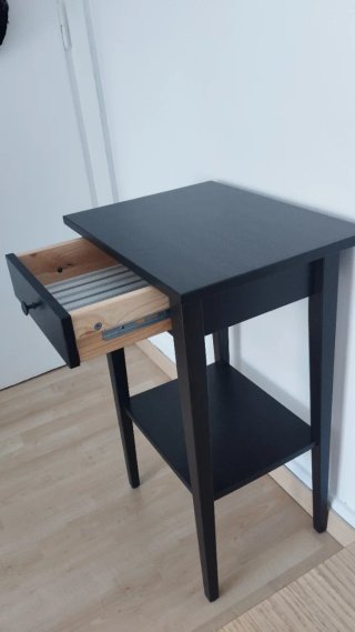 Mesita Noche negra Ikea serie Hemnes