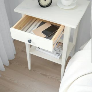 Mesita Noche negra Ikea serie Hemnes