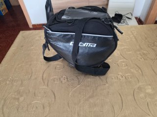 Bolsa para scooter negra compatible con todo scoot