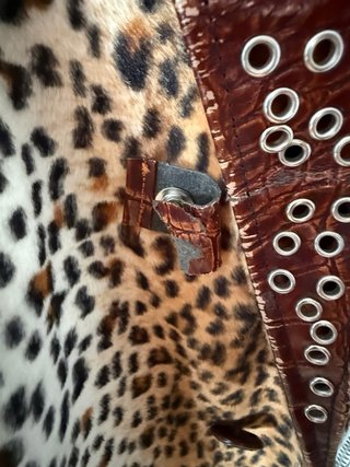 Chaqueta animal print dorada talla S
