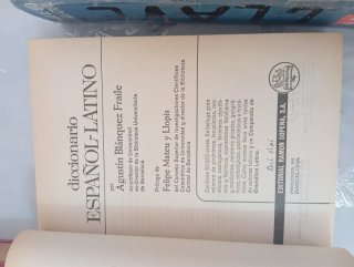 Diccionario latino-español y español latino