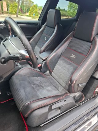 Volkswagen Golf GTI 35 Aniversario
