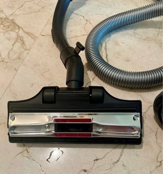 Aspirador Nilfisk Coupe Neo 1600W