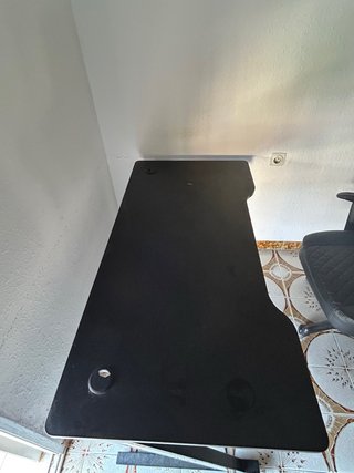 Escritorio y Silla Gaming Negra