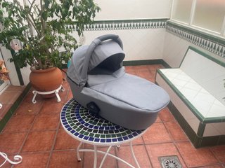 Capazo Bebé Britax Romer - Como Nuevo