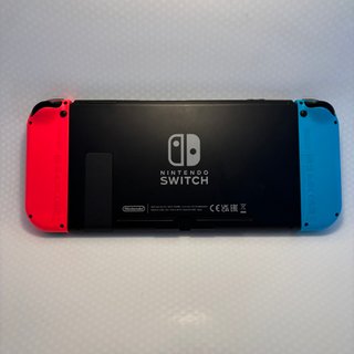 Console Nintendo Switch Completa di Scatola