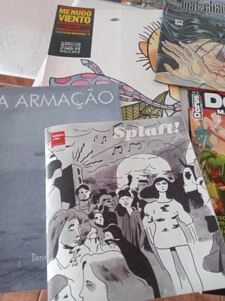 Lote 50 Cómics Variados (Batman, Bone, etc.)