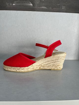 Sandalias cuña rojas talla 38 nuevas