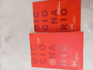 Diccionario Latín (Spanish Edition)