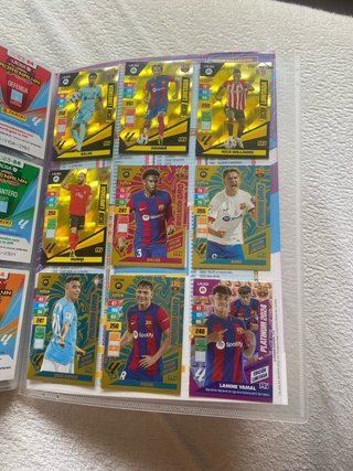 Álbum Panini Adrenalyn XL 23/24 - 537 Cartas