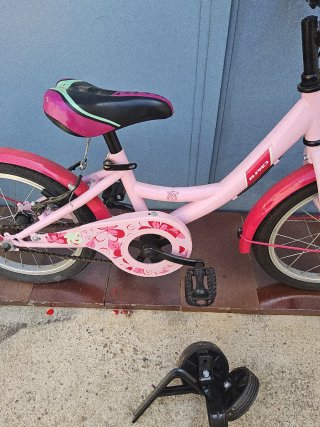 Bicicleta B-Pro 16 Rosa con ruedines