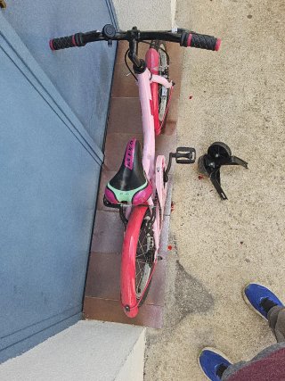 Bicicleta B-Pro 16 Rosa con ruedines