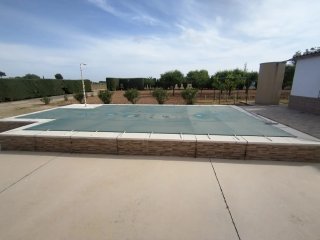 Chalet en Alcázar de san juan con piscina
