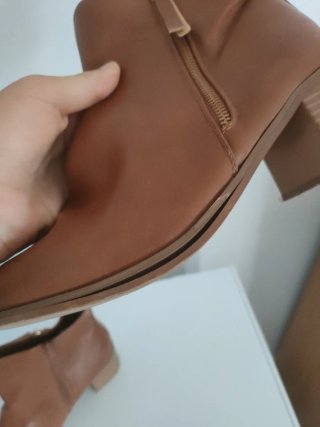 Botas de cuero marrones para mujer