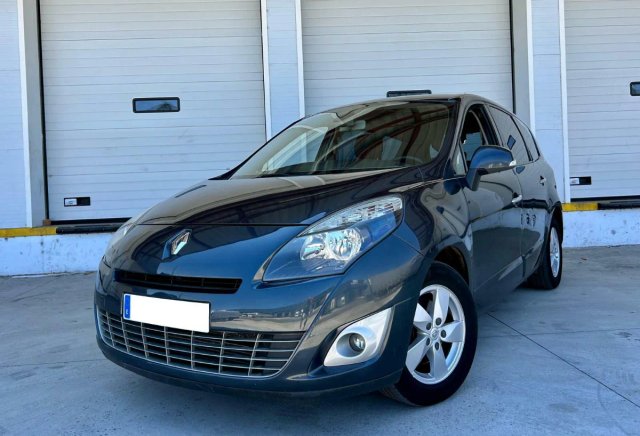 Renault Grand Scenic 2012