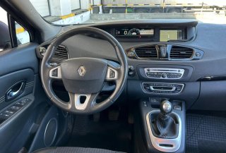 Renault Grand Scenic 2012