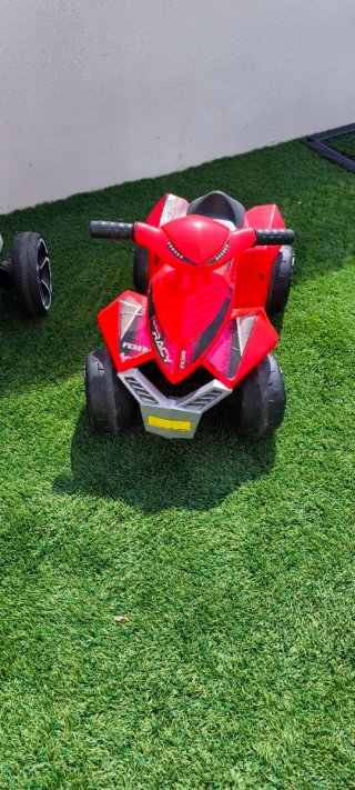 Cochecito Eléctrico Rojo 6V