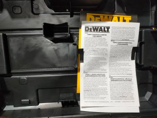 Taladro percutor Dewalt D25144K